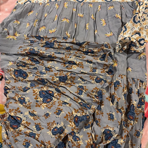 Dress - Picture 2 of 3